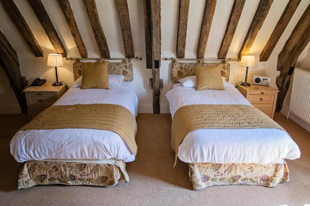 בקלס Waveney House Hotel מראה חיצוני תמונה