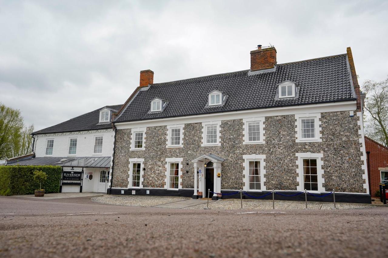 בקלס Waveney House Hotel מראה חיצוני תמונה