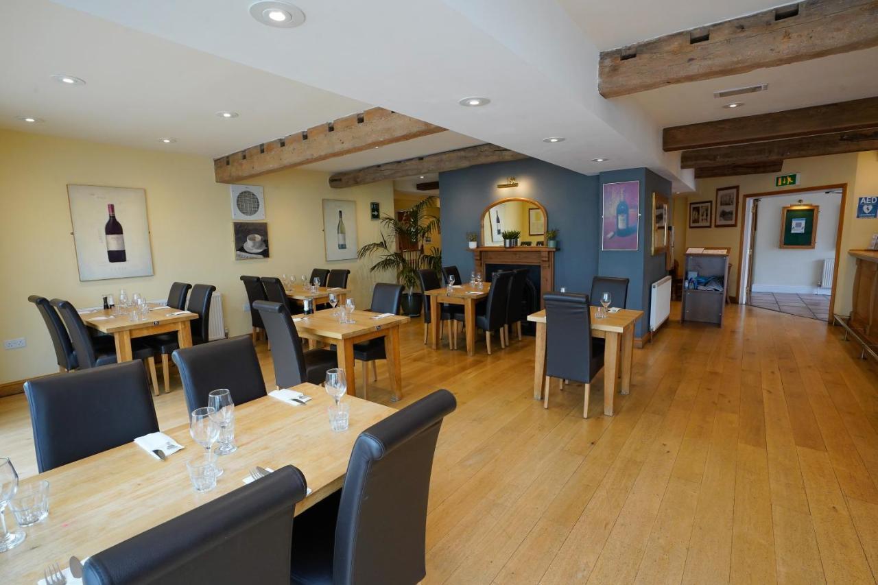 בקלס Waveney House Hotel מראה חיצוני תמונה