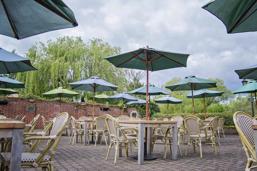 בקלס Waveney House Hotel מראה חיצוני תמונה